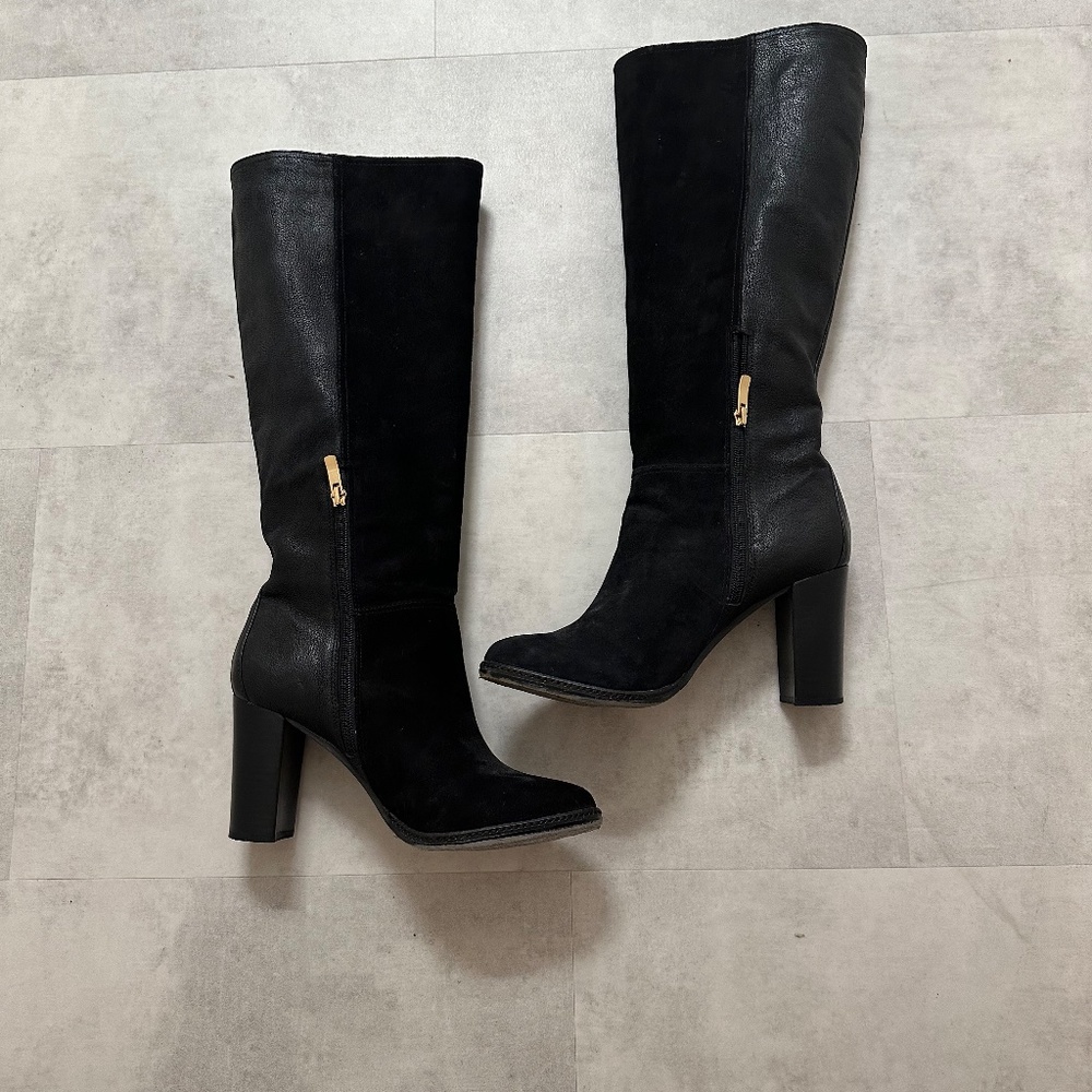 Women's Vince Camuto tall black leather & suede high heeled boots SZ 9 1/2 - Picture 2 of 12
